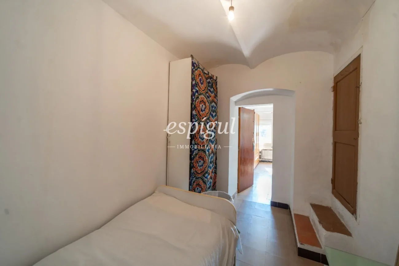 Exclusiva vivienda con jardín privado en Sant Daniel, Girona