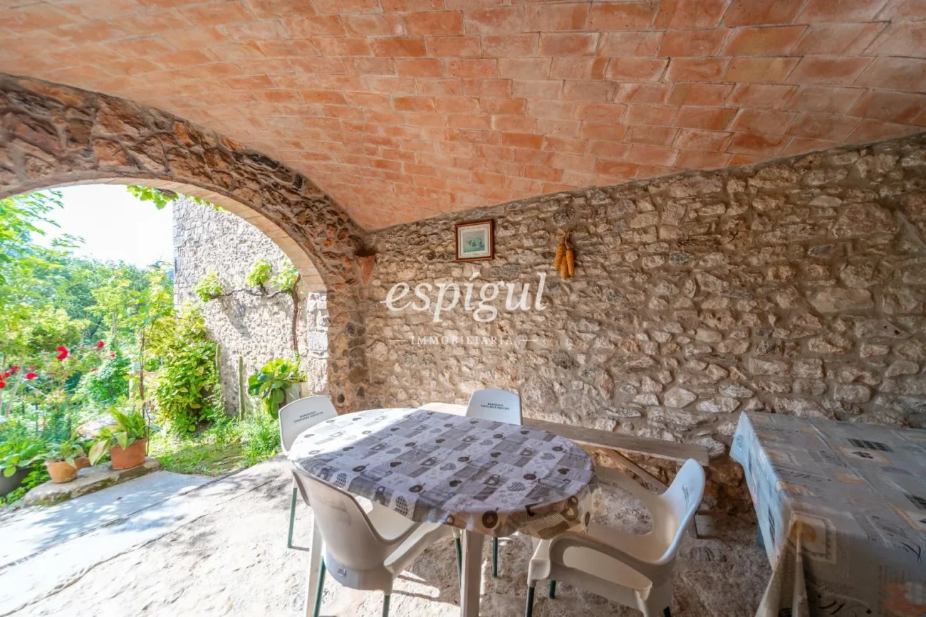Exclusiva vivienda con jardín privado en Sant Daniel, Girona