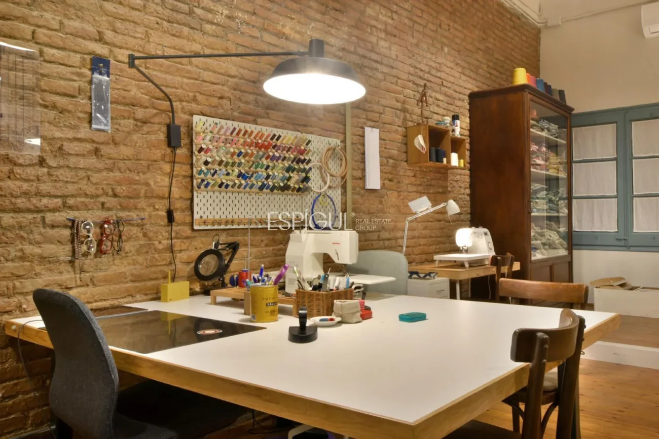 Estudio con identidad propia en calle Muntaner