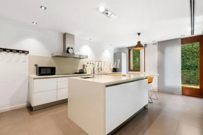 Exclusiva casa de disseny en venda en el golf de Sant Cugat