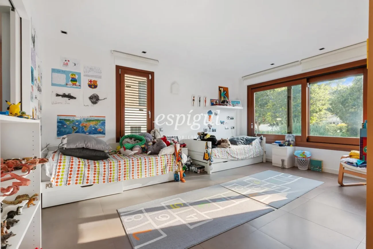 Exclusiva casa de disseny en venda en el golf de Sant Cugat