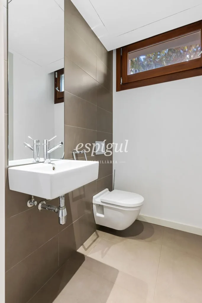 Exclusiva casa de disseny en venda en el golf de Sant Cugat