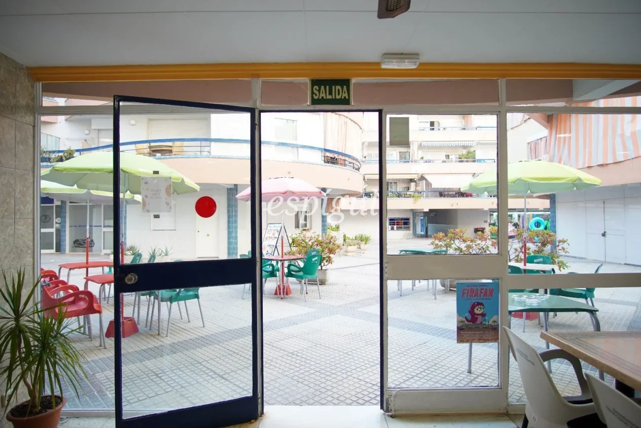 Local commercial à vendre à Platja d’Aro