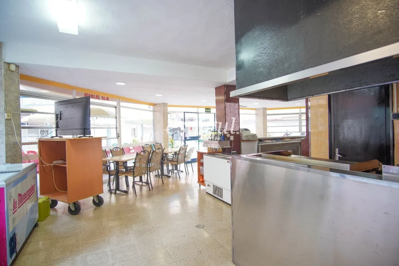 Local commercial à vendre à Platja d’Aro