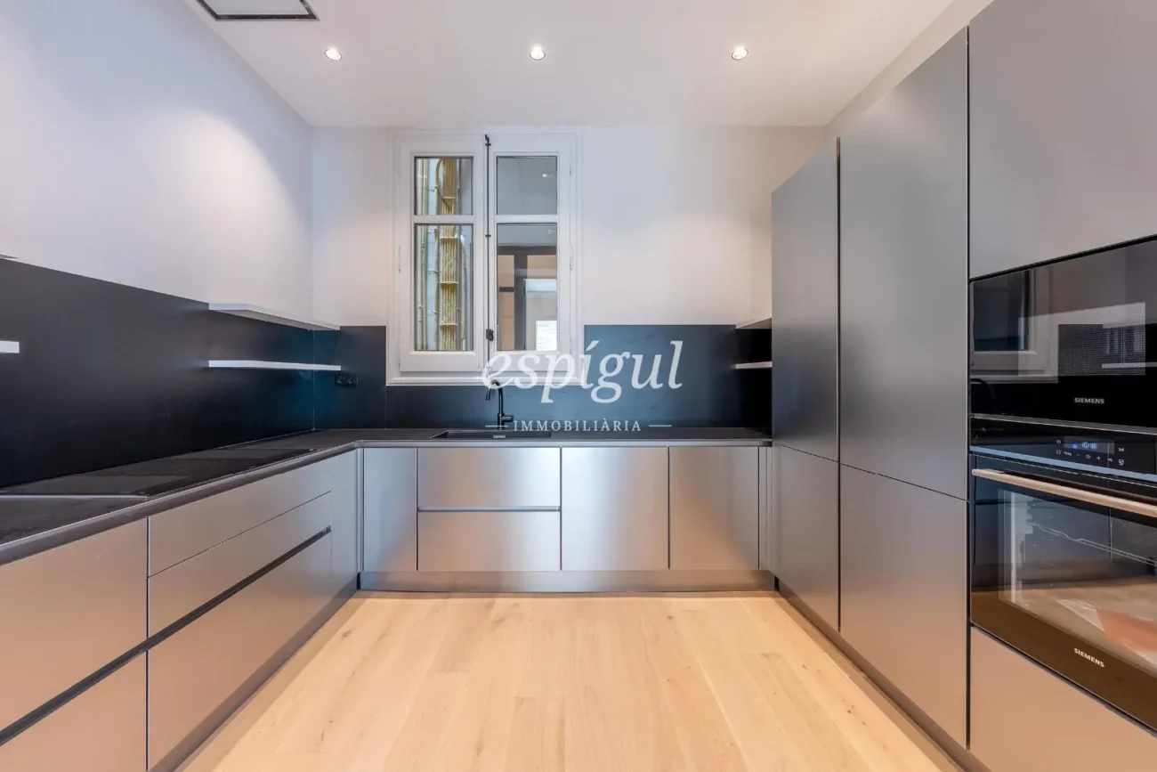 Magnífico piso en venta en Sant Gervasi – Galvany