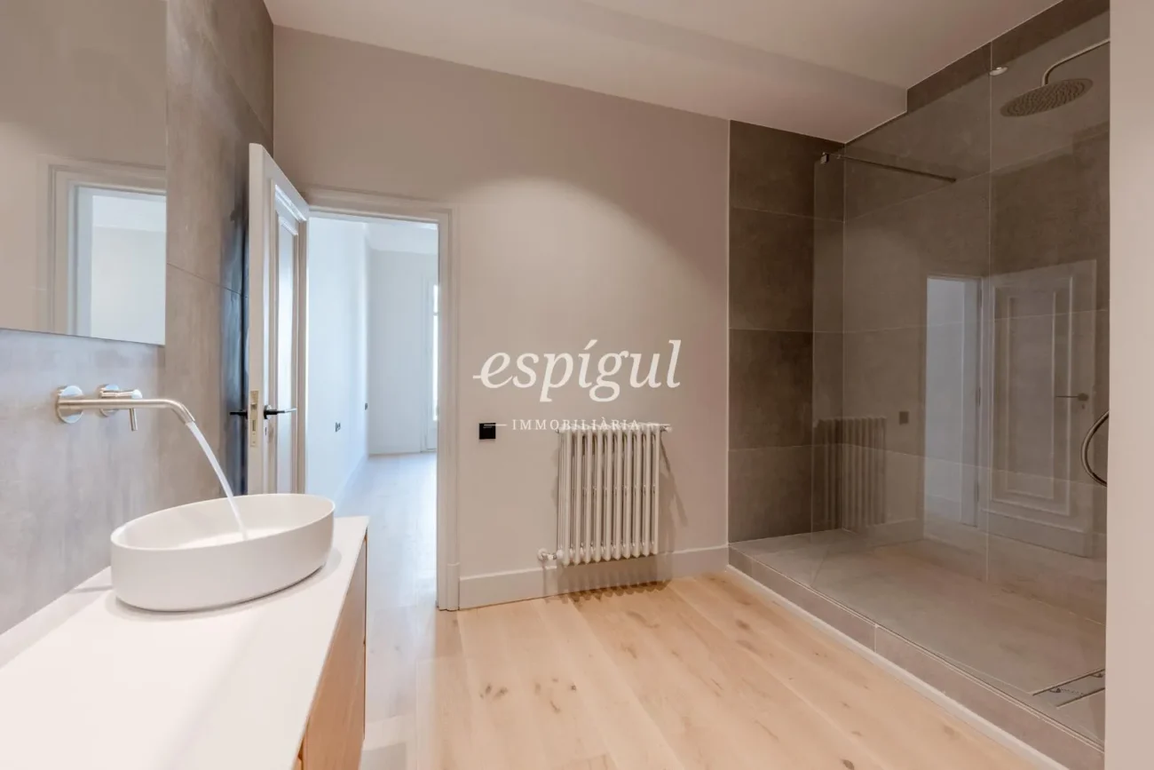Magnífico piso en venta en Sant Gervasi – Galvany