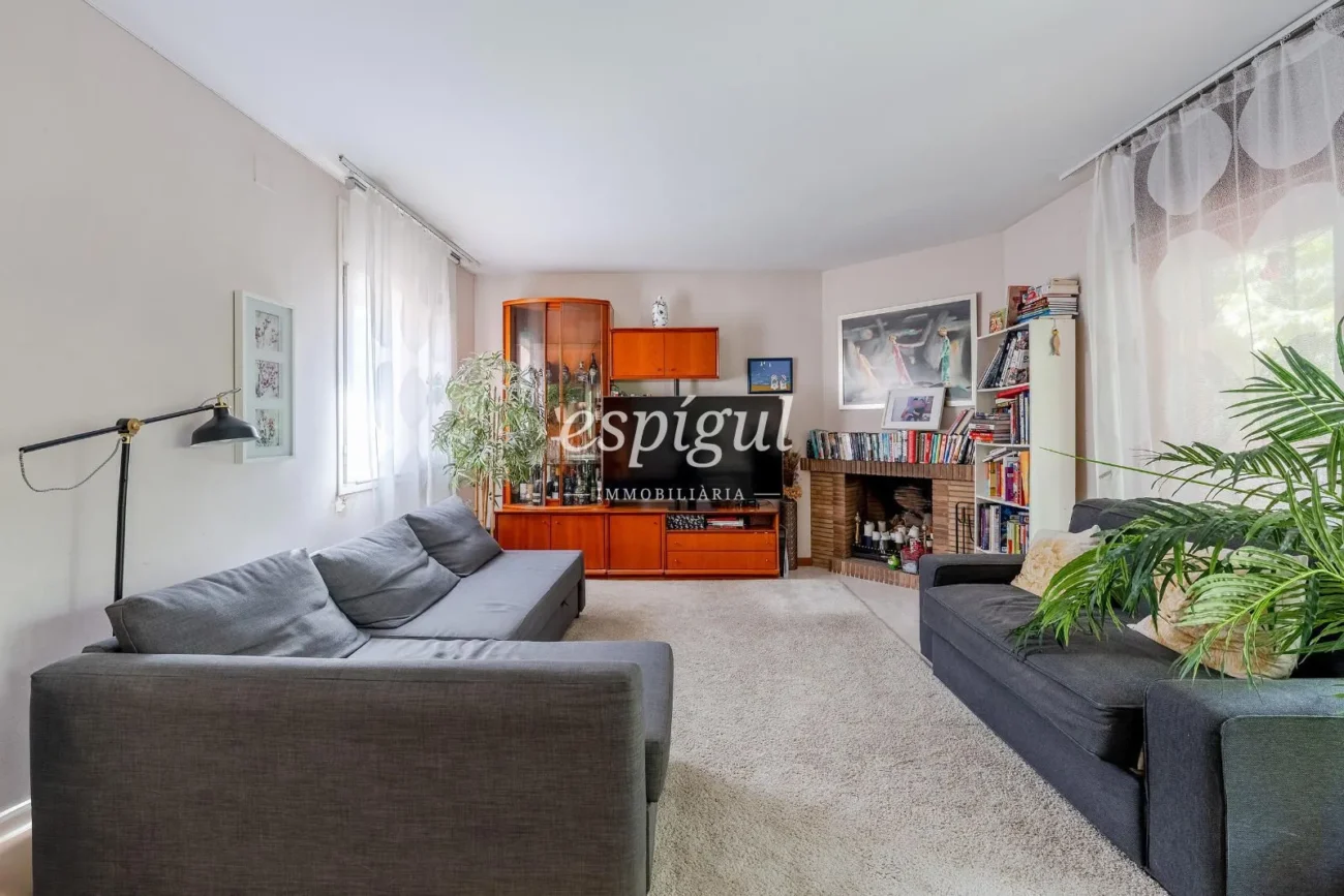 Pis en venda a Parc Central – Colomer