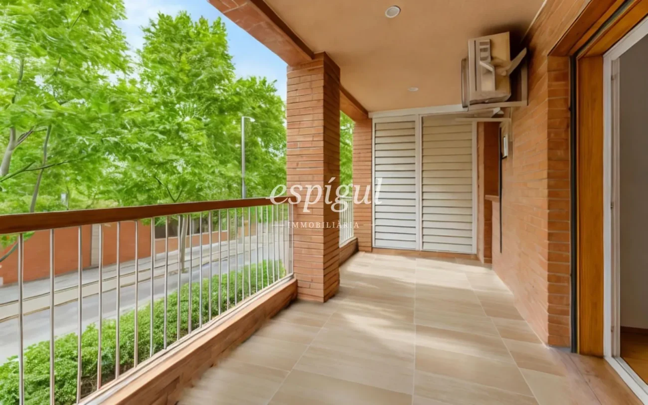 Pis en venda a Parc Central – Colomer