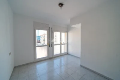 Триплекс в самом центре Паламоса