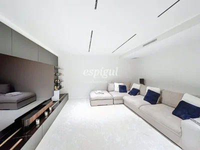 Villa exclusive avec piscine, jardin et finitions de luxe authentiques