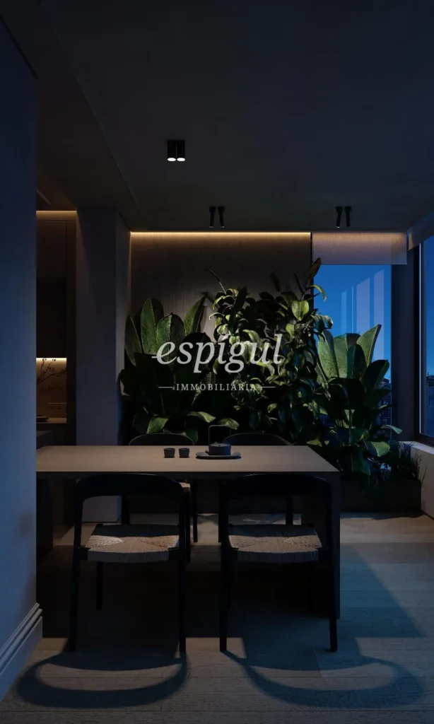 Penthouse for sale with terrace on Muntaner Street, Barcelona