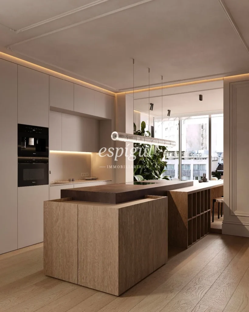 Penthouse for sale with terrace on Muntaner Street, Barcelona
