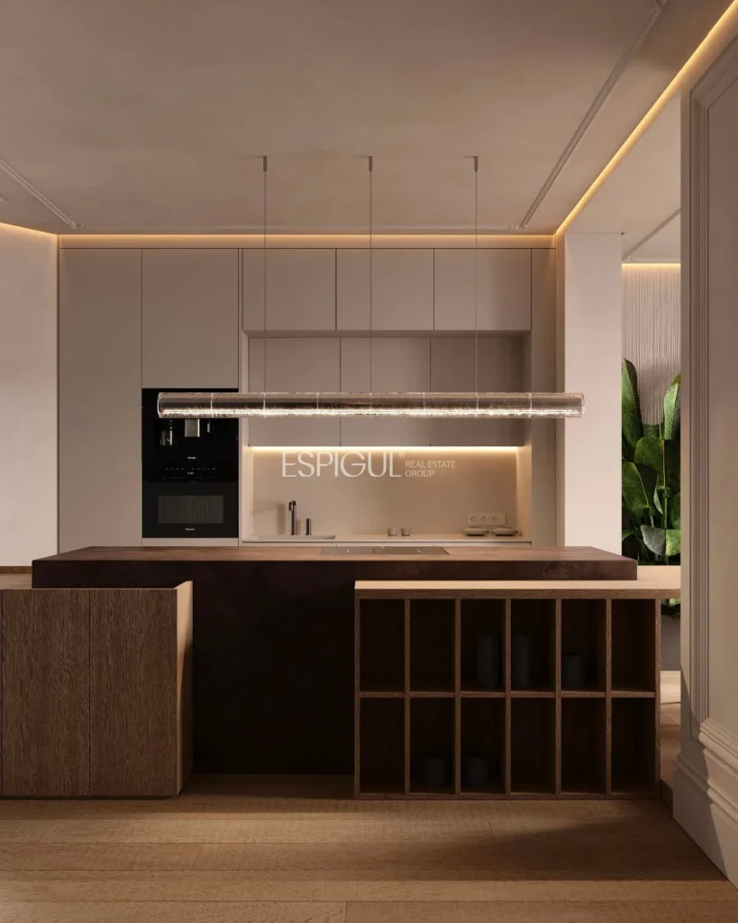 Продается пентхаус с террасой на улице Мунтанер, Барселона