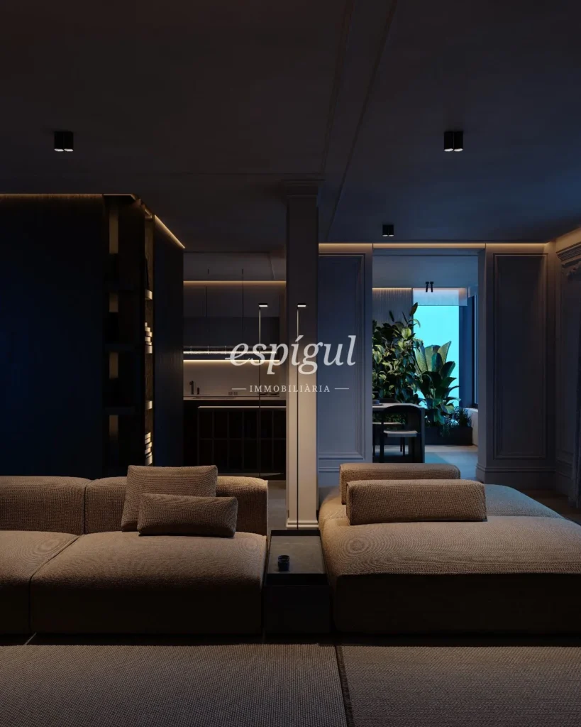 Penthouse for sale with terrace on Muntaner Street, Barcelona