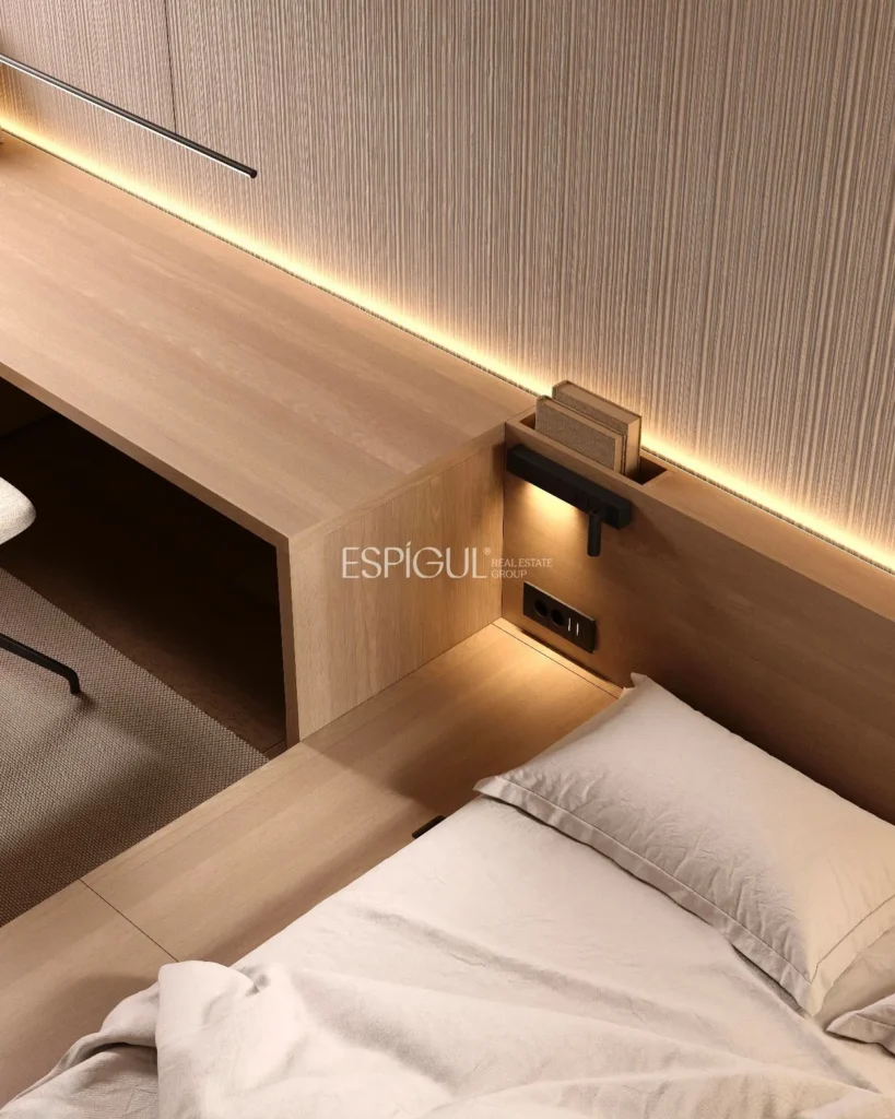 Продается пентхаус с террасой на улице Мунтанер, Барселона