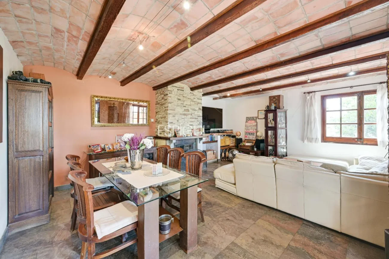 Charming Rustic House with Sea Views in Platja d’Aro