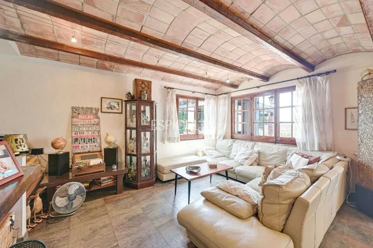 Charming Rustic House with Sea Views in Platja d’Aro