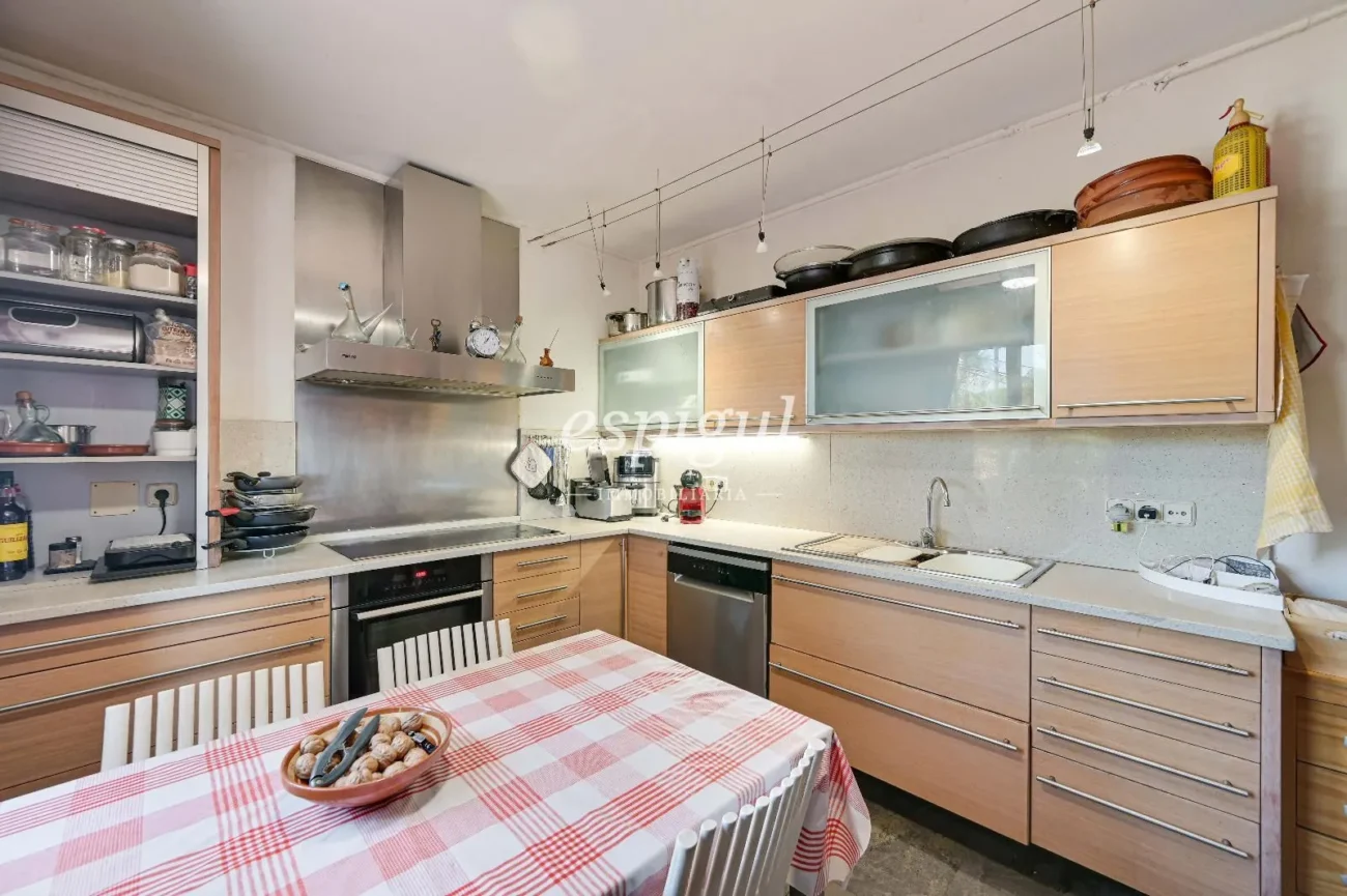 Encantadora casa rústica con vistas al mar en Platja d’Aro