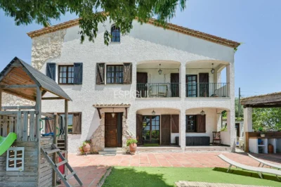 Charming Rustic House with Sea Views in Platja d’Aro