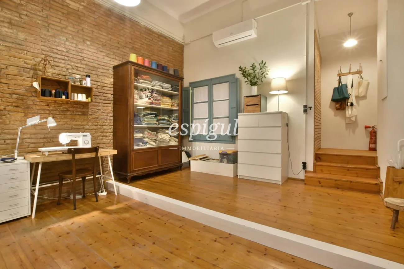 Estudio con identidad propia en calle Muntaner