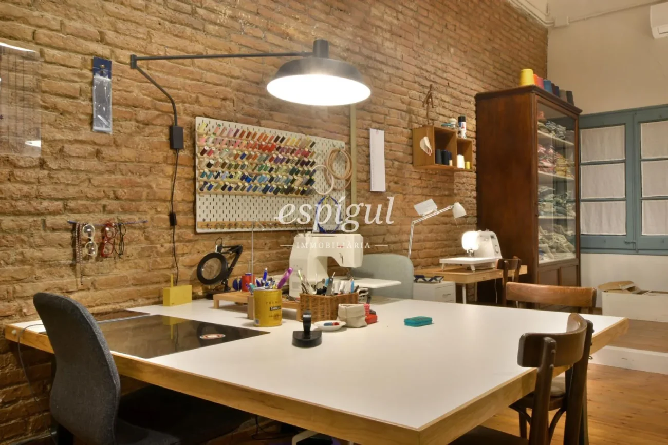 Estudio con identidad propia en calle Muntaner
