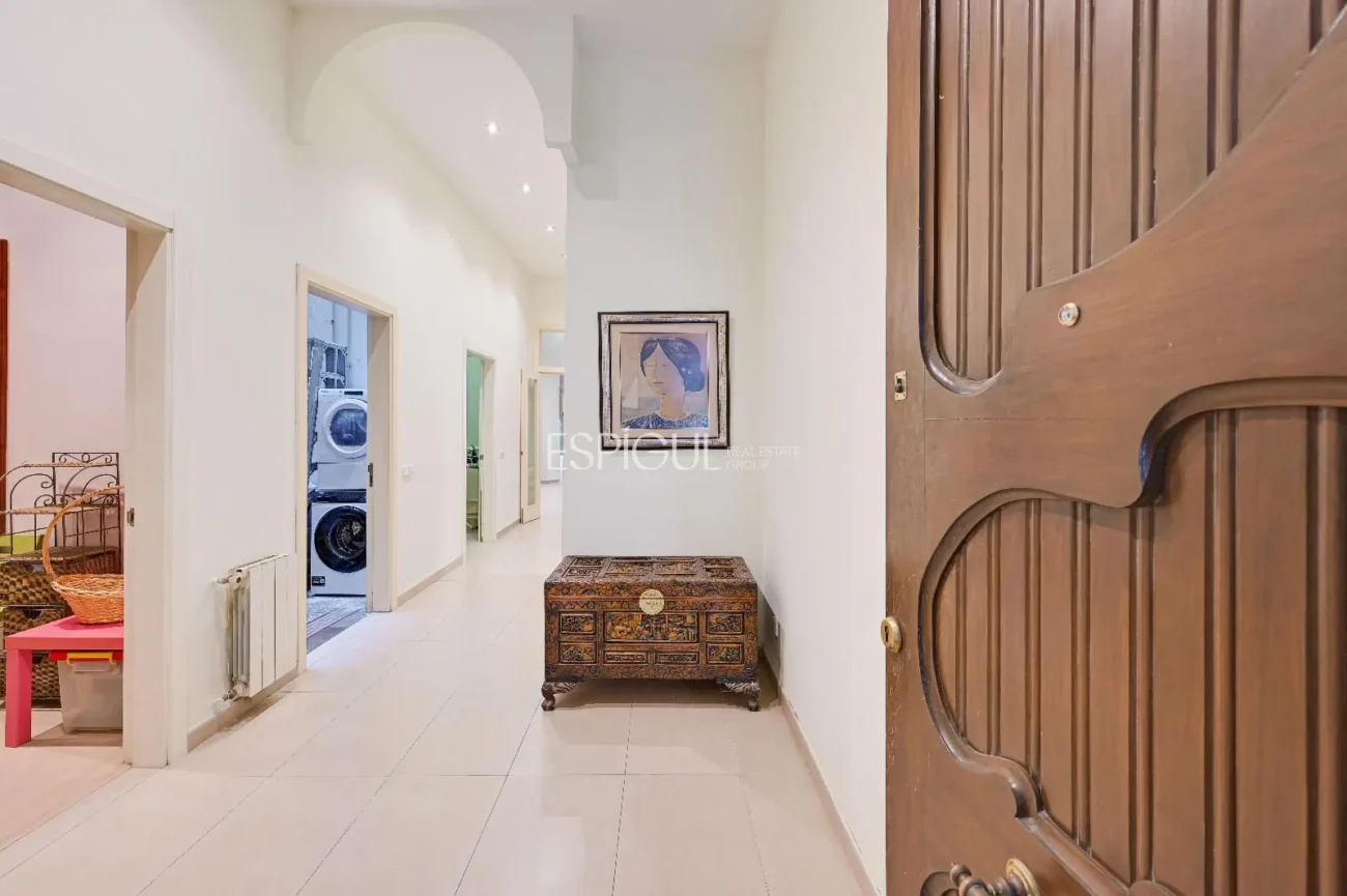 Exclusivo piso con jardín privado en el Barri Vell de Girona