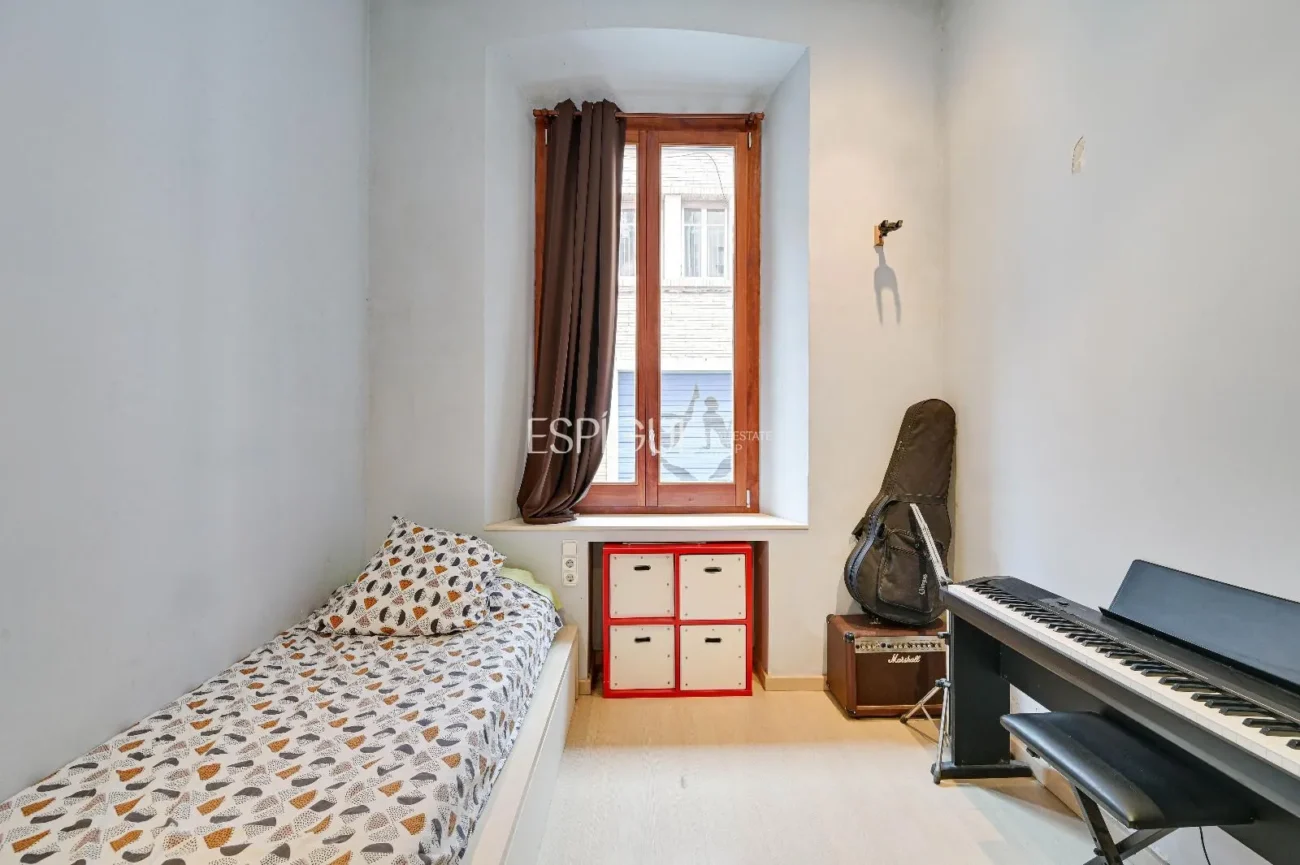 Exclusivo piso con jardín privado en el Barri Vell de Girona