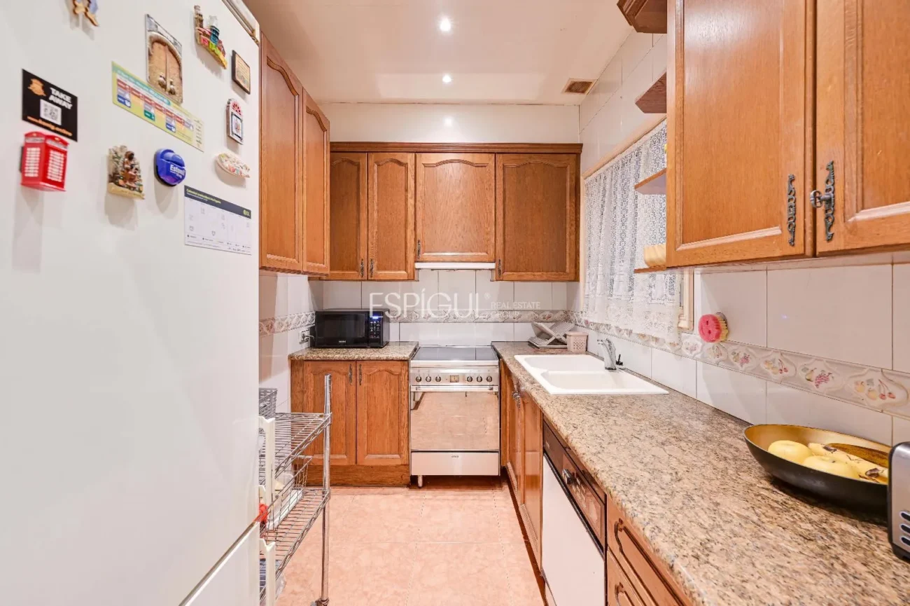 Exclusivo piso con jardín privado en el Barri Vell de Girona