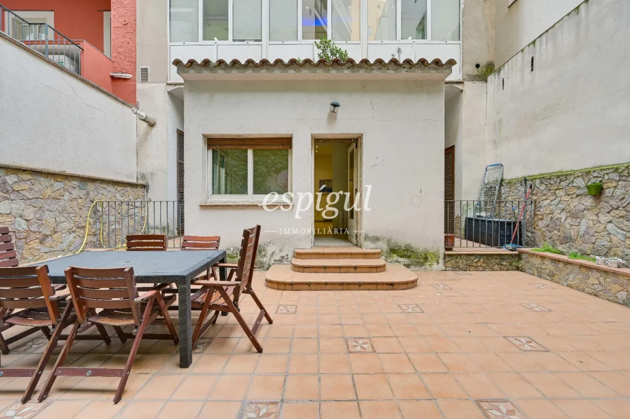 Appartement exclusif avec jardin privé dans le Barri Vell de Gérone