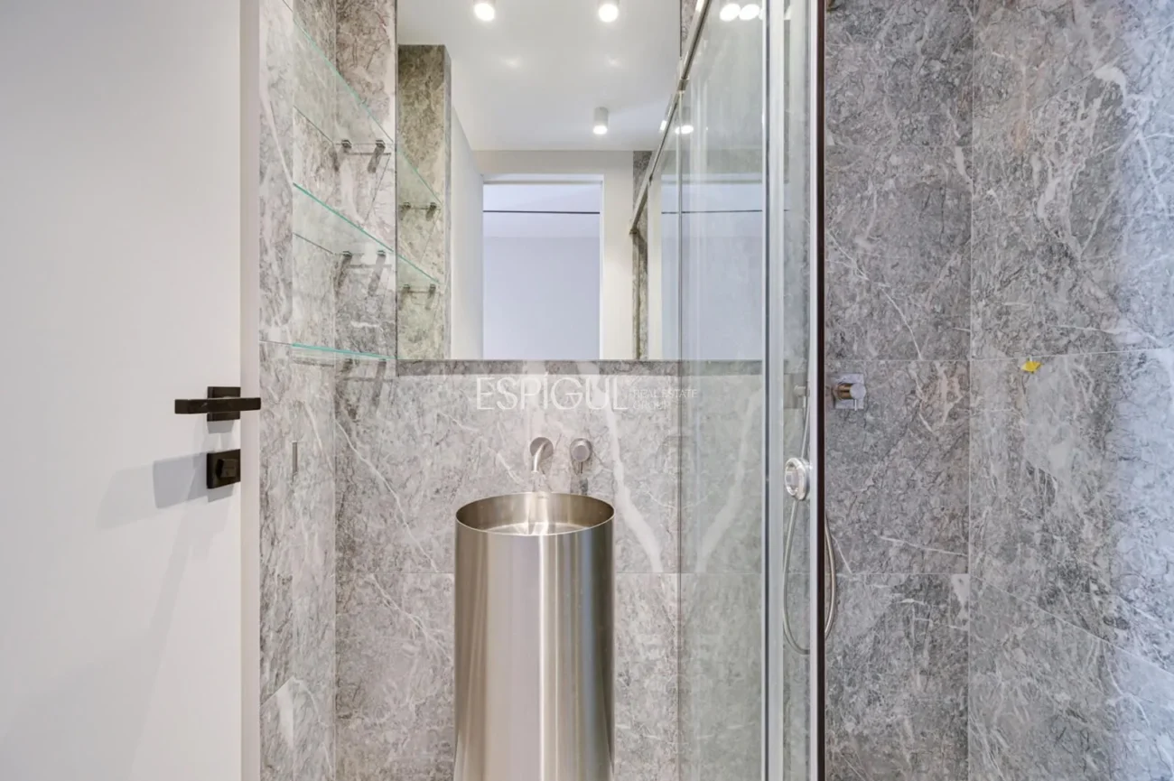 Exclusive apartment for sale in Jardí de Tòquio, Pedralbes