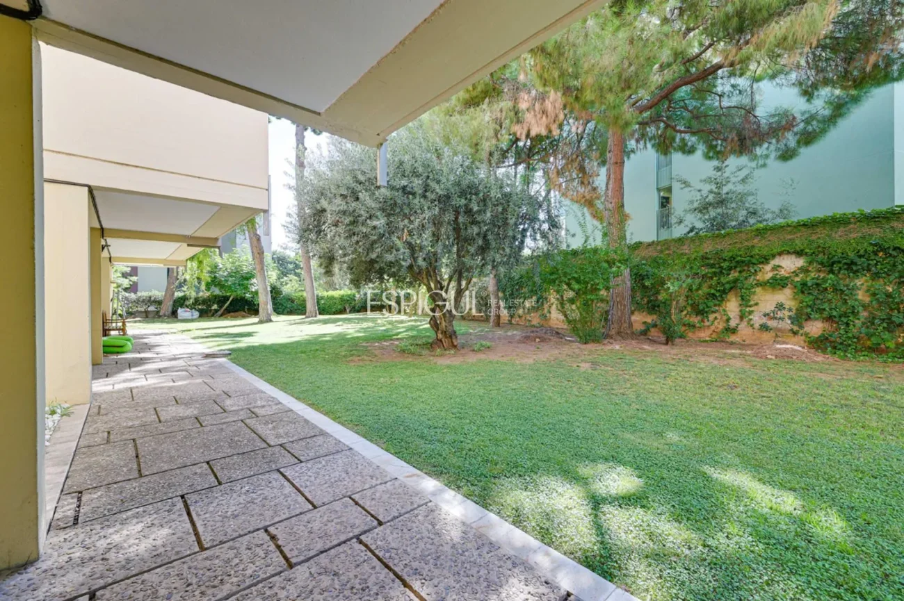 Exclusive apartment for sale in Jardí de Tòquio, Pedralbes