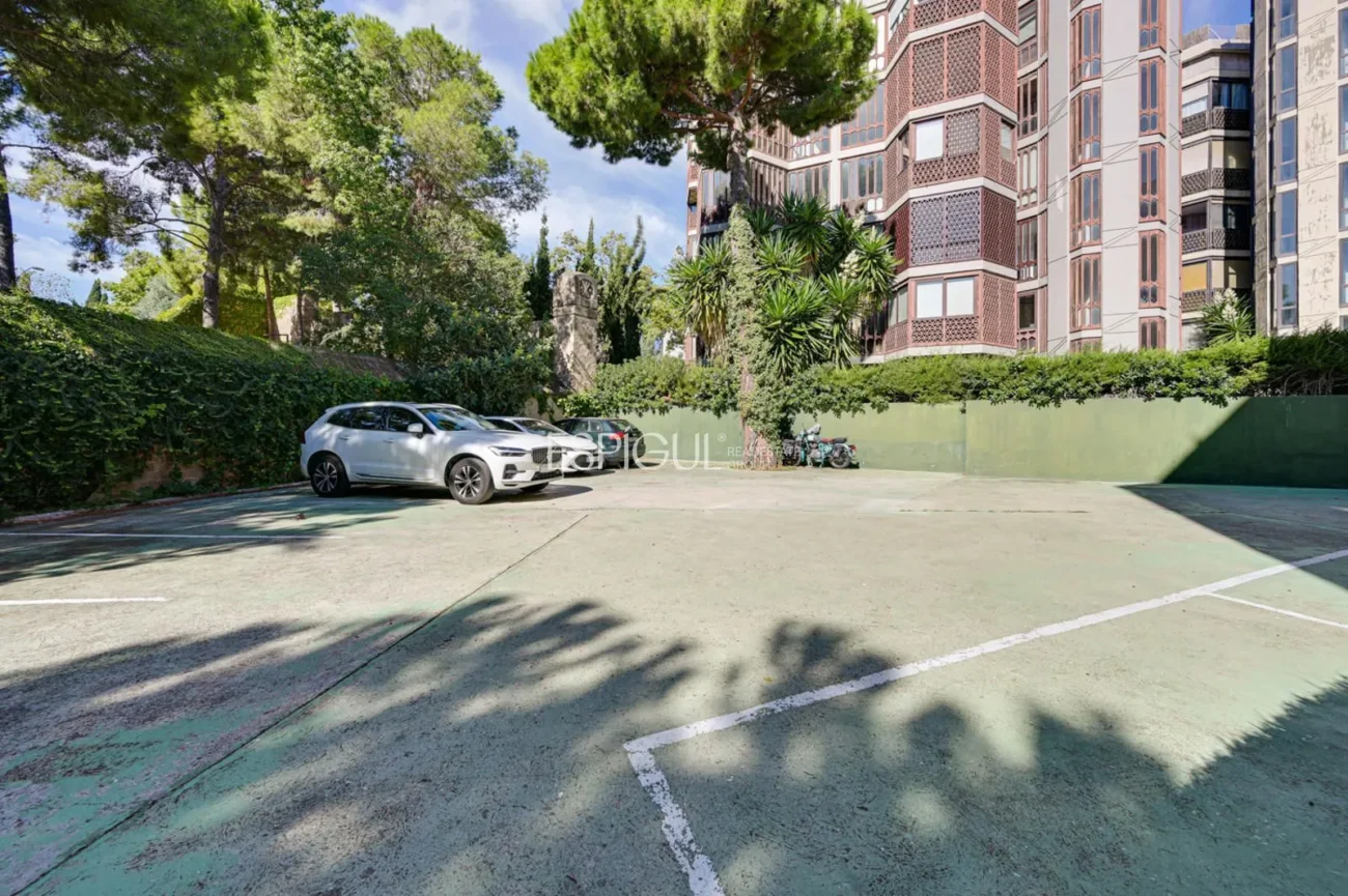 Exclusive apartment for sale in Jardí de Tòquio, Pedralbes