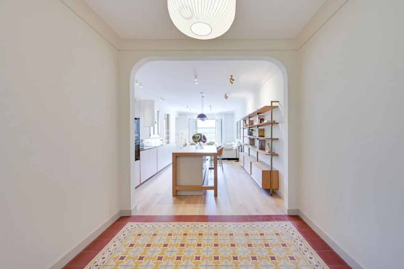 Magnífica vivienda reformada en Avenida de Sarriá