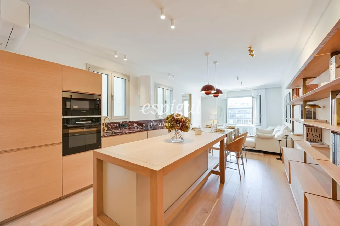 Magnifique logement rénové sur l’Avenue de Sarrià