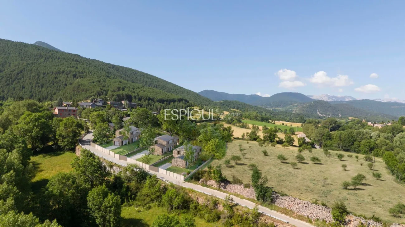 Nova promoció exclusiva de 5 habitatges unifamiliars a Urús, Cerdanya