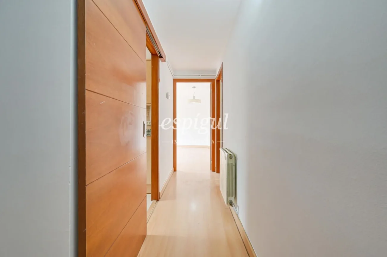 Pis de tres habitacions amb gran terrassa