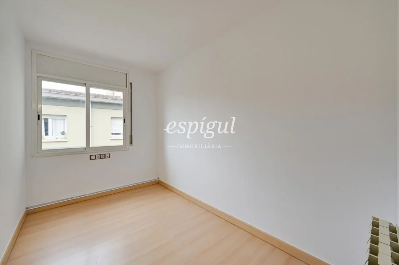 Pis de tres habitacions amb gran terrassa
