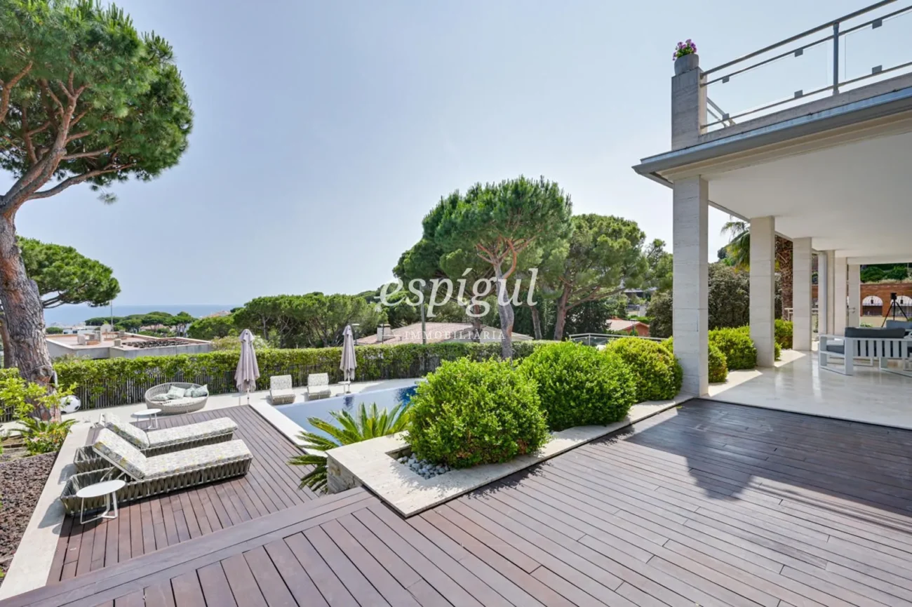Villa de lujo con impresionantes vistas al mar en Cabrils, Maresme