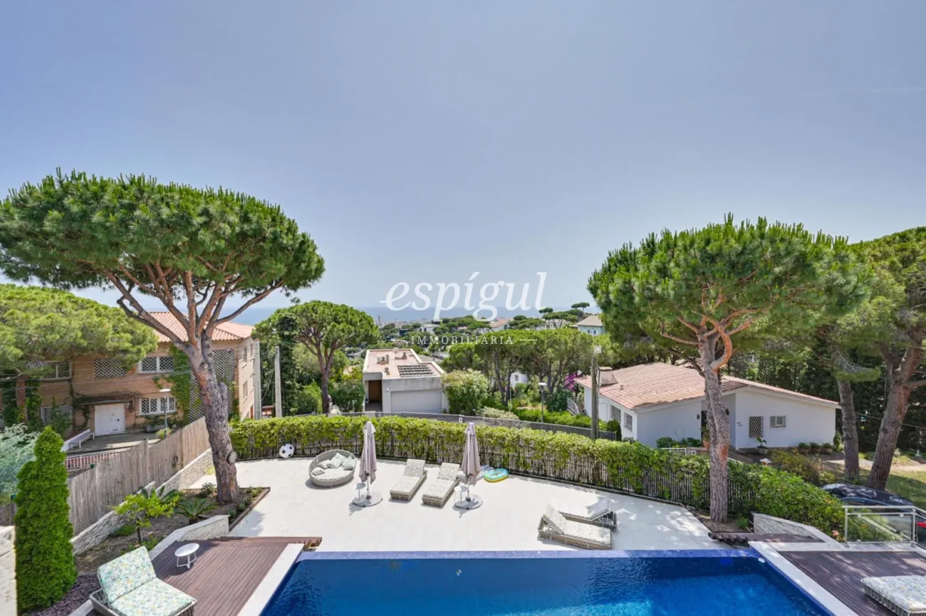 Villa de lujo con impresionantes vistas al mar en Cabrils, Maresme