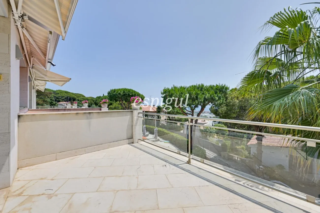 Villa de lujo con impresionantes vistas al mar en Cabrils, Maresme