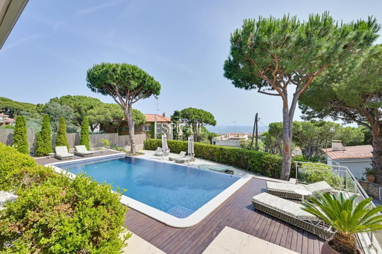 Villa de lujo con impresionantes vistas al mar en Cabrils, Maresme