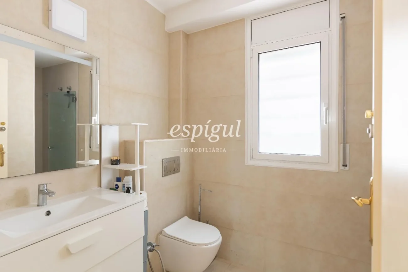 Belle maison de 5 chambres avec jardin et piscine à Can Teixidó