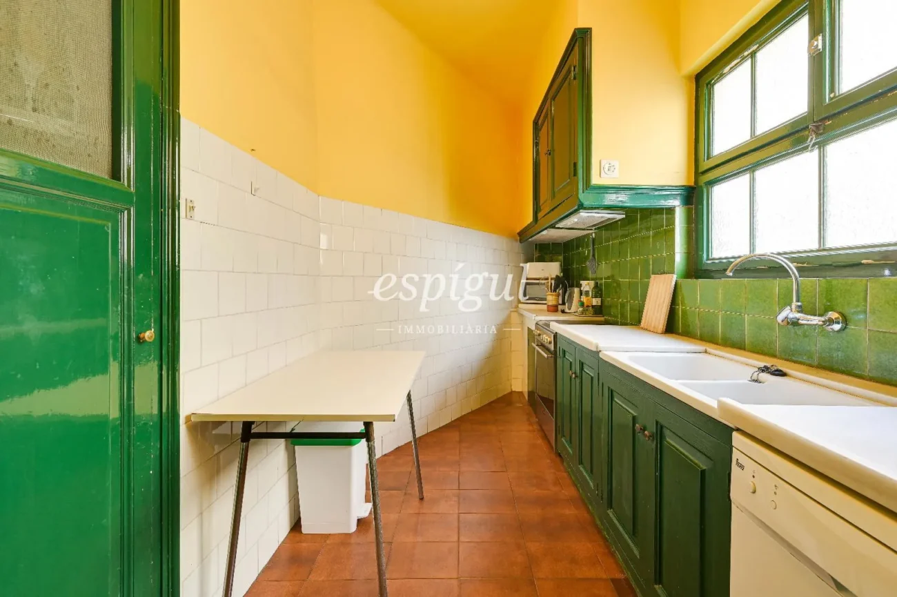 Casa en el centro de Palamós con ubicación inmejorable frente al mar