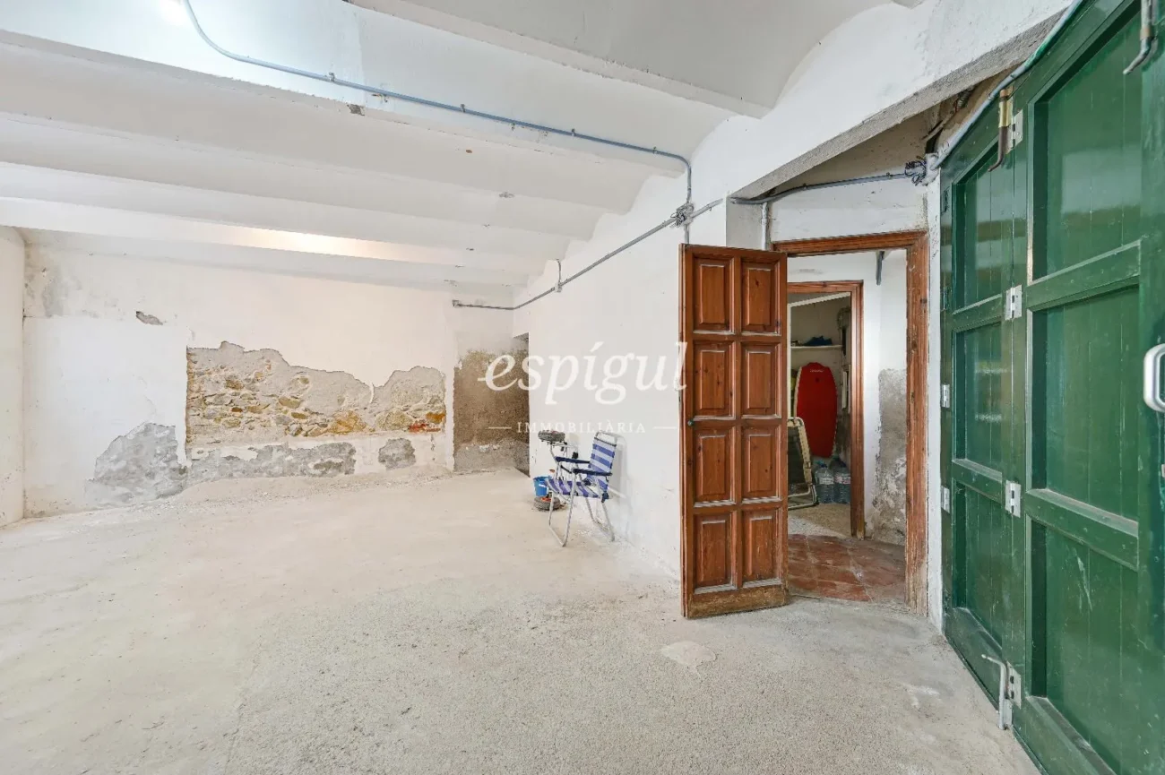 Casa en el centro de Palamós con ubicación inmejorable frente al mar