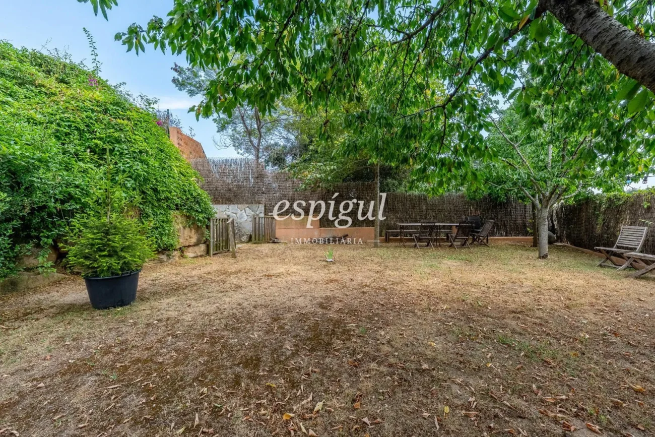 House for sale with pool in Sant Cugat Golf