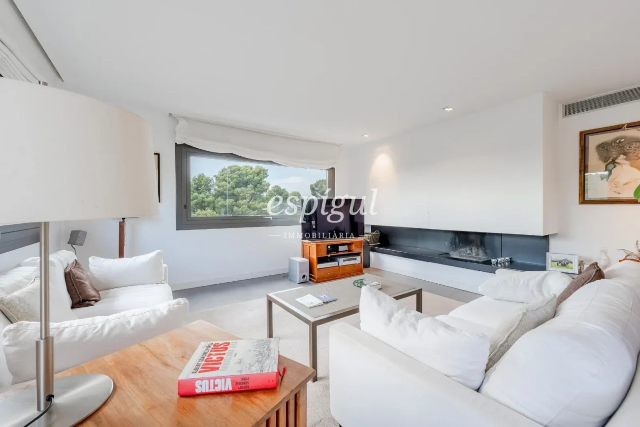 House for sale with pool in Sant Cugat Golf