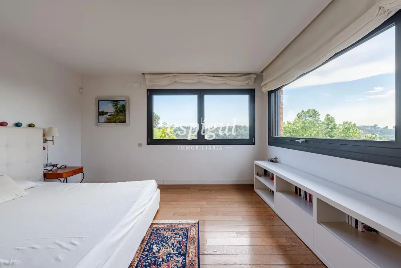 House for sale with pool in Sant Cugat Golf