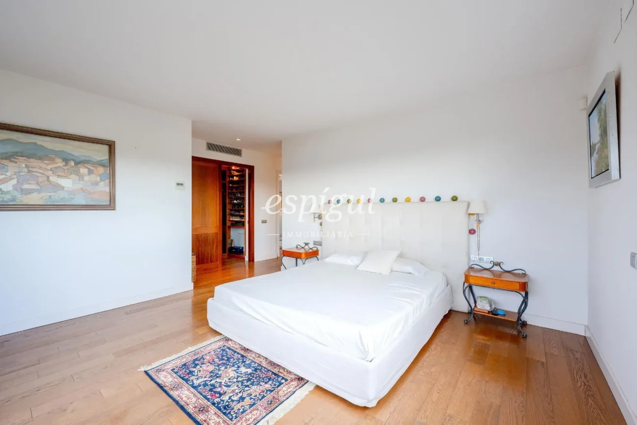 House for sale with pool in Sant Cugat Golf