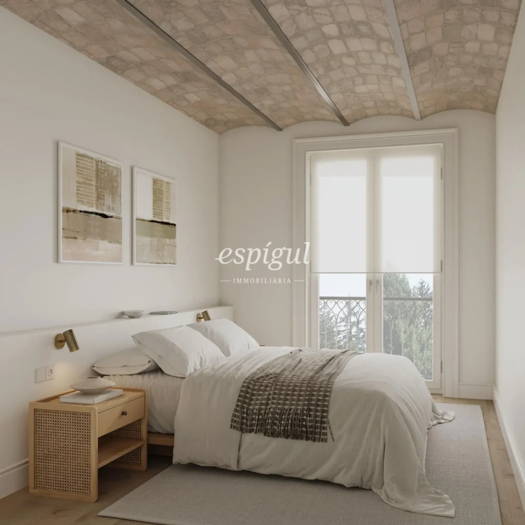 Élégance et caractère à Roger de Flor, Eixample Dret