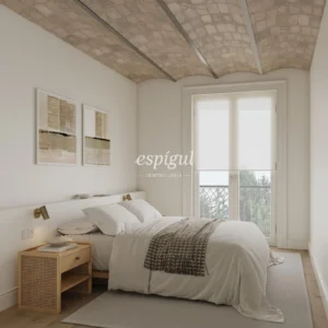 Élégance et caractère à Roger de Flor, Eixample Dret